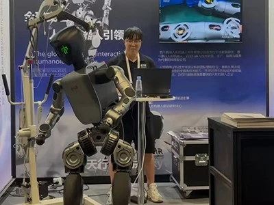 Skywalker II robot Skywalker II robot